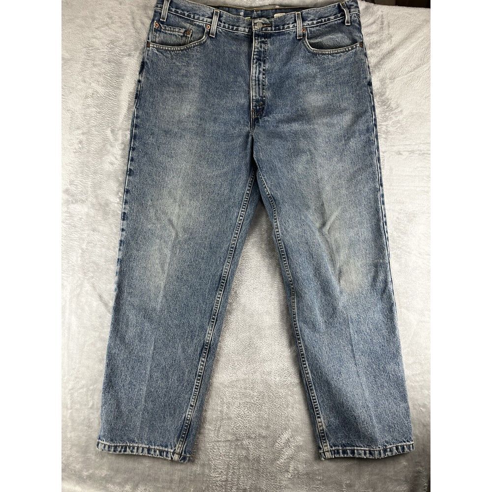 Vintage Levis 550‎ Jeans Mens 42x30 Relaxed Fit Tapered Light Wash Blue Denim